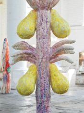 Tree of pleasure, 2022 Ceramics. Biennale Aardenburg, Sint baafskerk